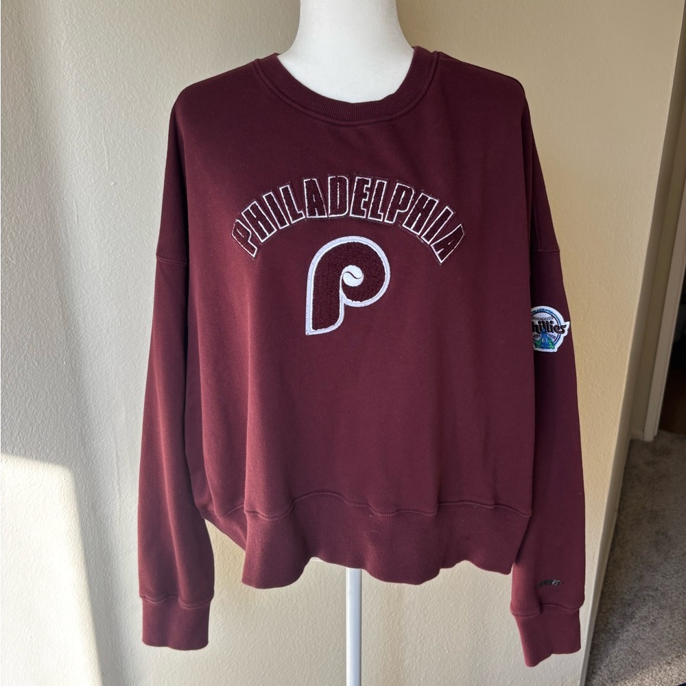 Philadelphia Logo Crewneck Sweatshirt - Maroon